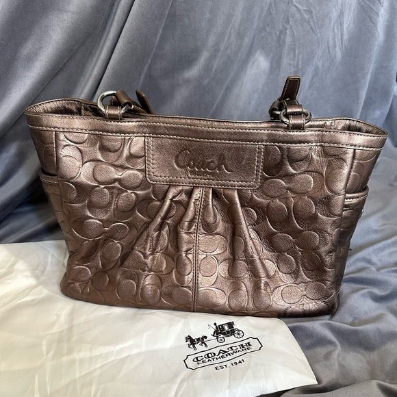 Coach Metallic Large Tote with Dust Bag • Embossed Monogram Coach • Gold Bronze - Picture 16 of 16